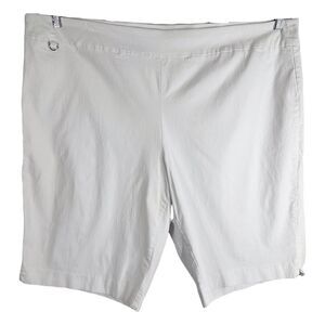 Avenue Plus Size 26 Shorts White Solid High Rise Pull On 12‎ Inch Stretch 1129